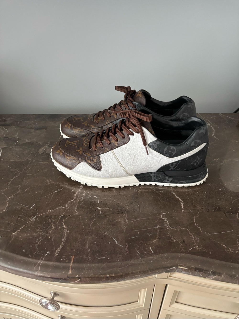 Louis Vuitton Brown Monogram Men's Sneakers with White Accents - Picture 2 of 3